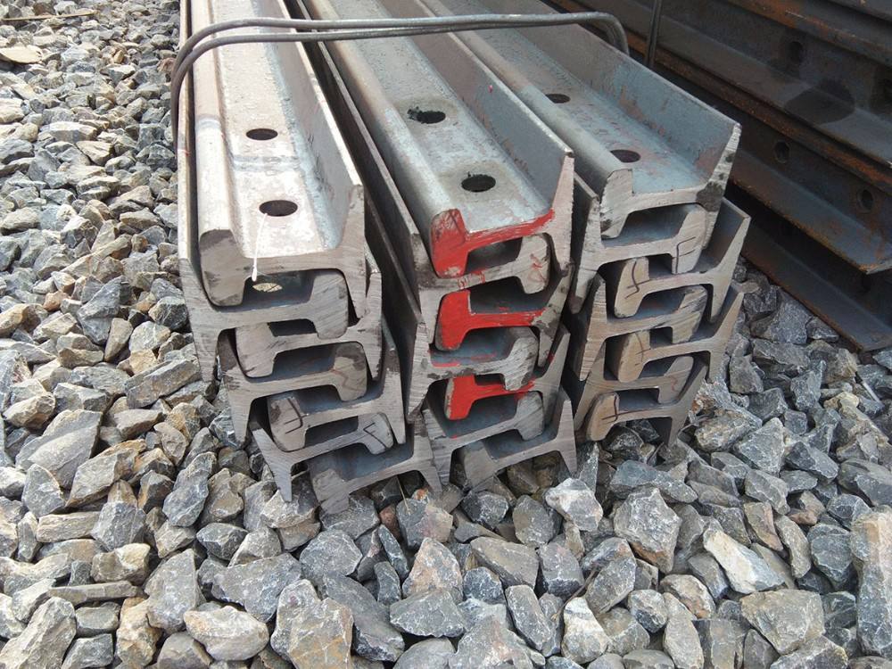 coal mine used Q235 / 55Q 15kg railway light rail