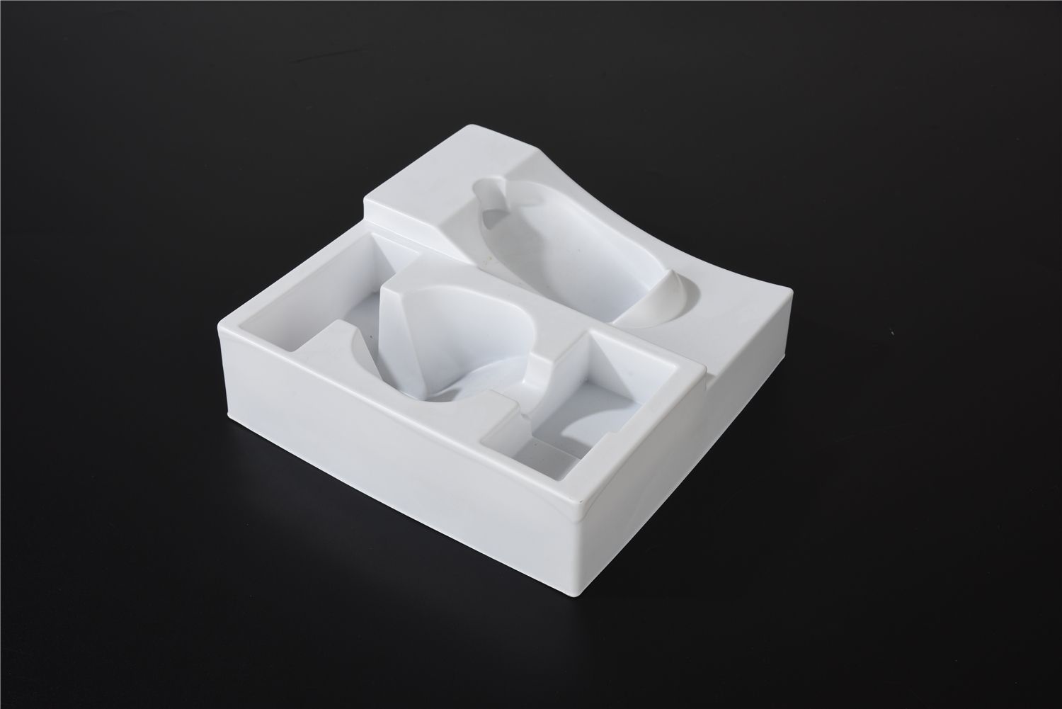 Wholesale Custom Product Packaging Disposable Explosion-proof and Cold-resistant Plastic White PVC PS Custom Inner Trays