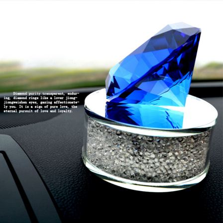 Luxury modern crystal crushed diamond base and diamond shape car perfume seat, car air freshener for liquid perfume