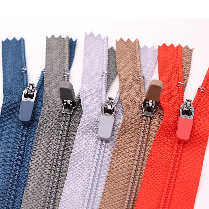 Colorful custom pocket zipper with rubber puller head nylon close end zipper for cycling sport zipper #3