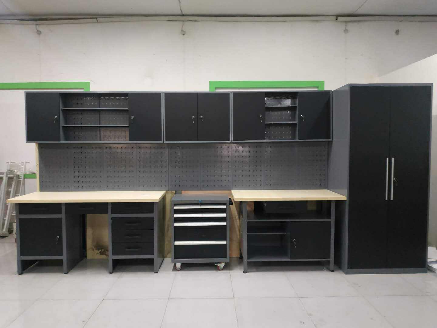 2020 Wholesale Heavy Duty Garage Storage Steel tool Cabinet metal werkzeugschrank/Tool desk