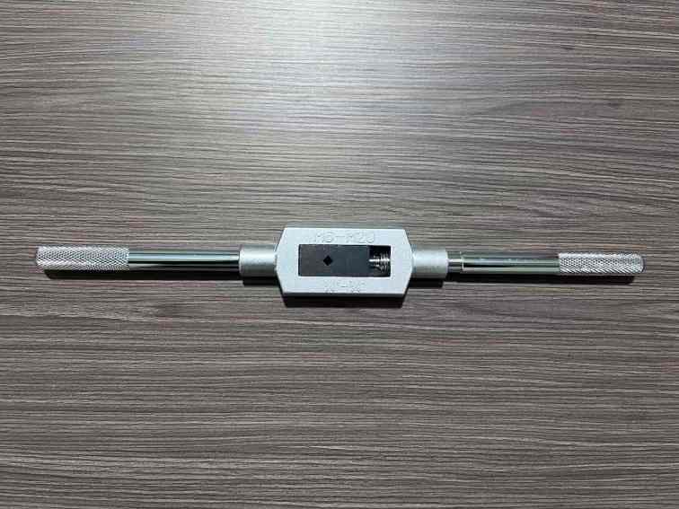 Zinc alloy main tap wrench