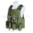 Multifunctional tactical protective vest green