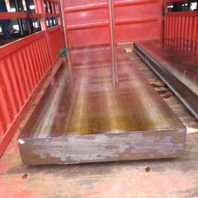 Hot working steel AISI H11
