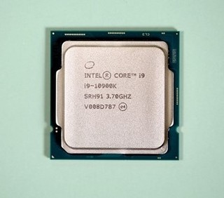 Intel 酷睿i9-10900K《漫威复仇者联盟》收藏版盒装CPU处理器推荐